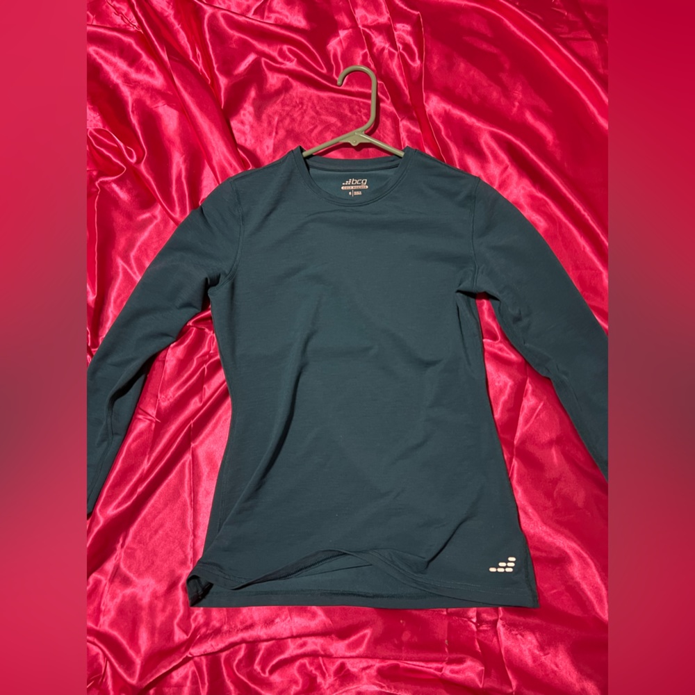 dark turquoise long sleeve shirt. small. drifit workout. cold weather friendly!